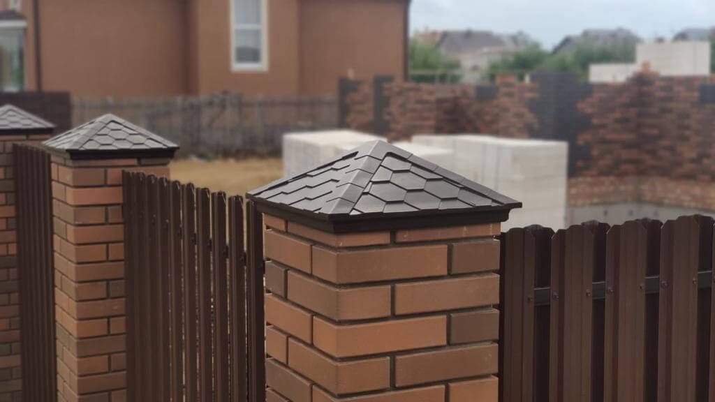 Колпак Zking Эверест Коричневый на столб 1.5х1.5 кирпича (390х390мм) в Кишиневе фото