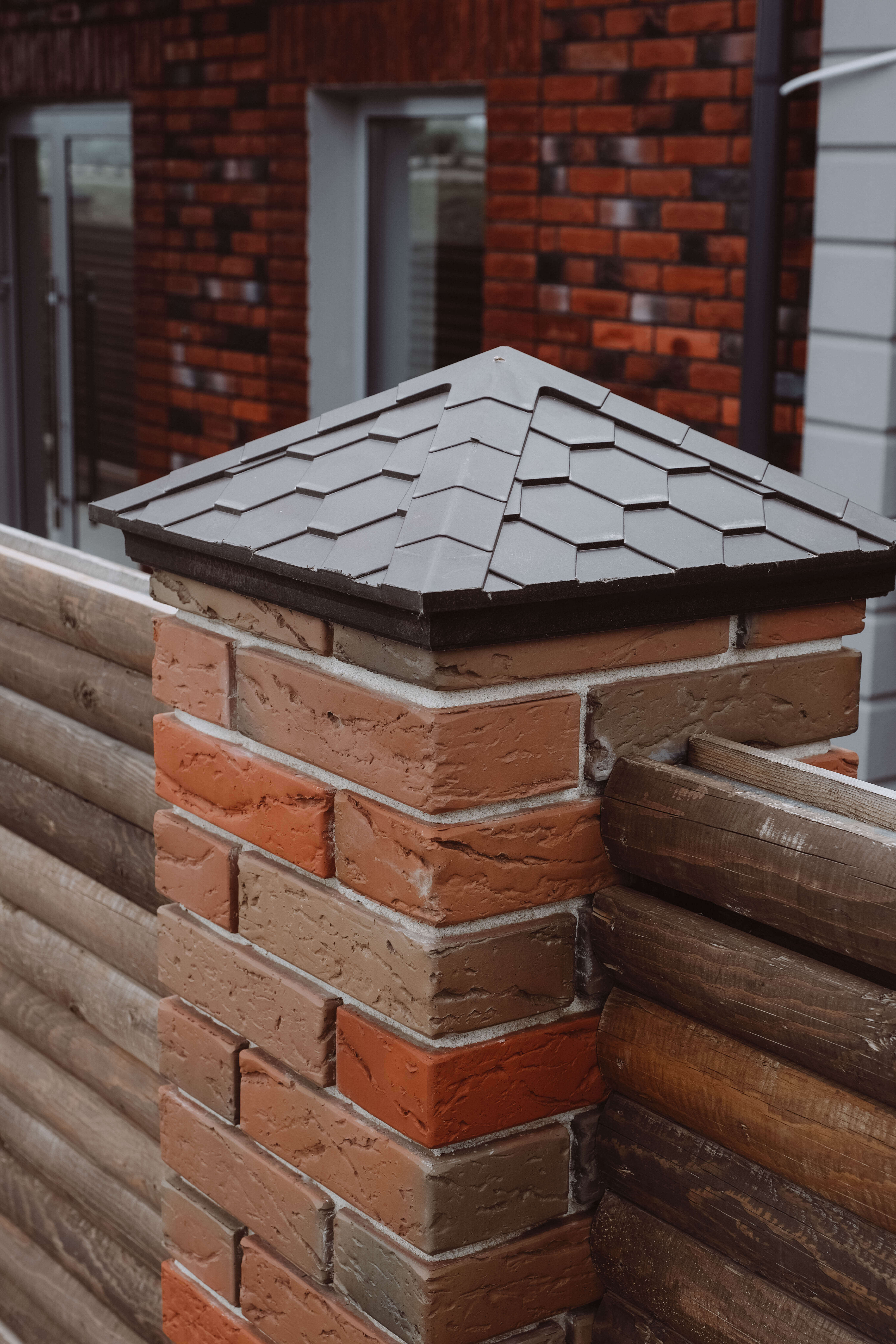 Колпак Zking Эверест Коричневый на столб 1.5х1.5 кирпича (390х390мм) в Кишиневе фото